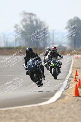 media/Sep-20-2025-TrackDaz (Sat) [[27f0cde673]]/B Group/220pm (Turn 9)/